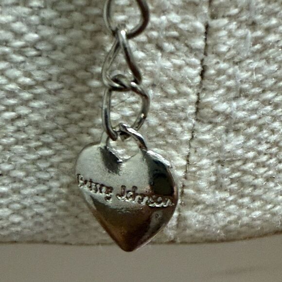 Betsey Johnson Signed 2 Layer Silver-tone Necklace with Dog pendant. - Picture 4 of 4